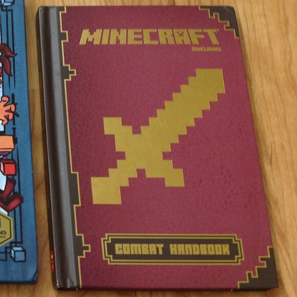 Three Minecraft Books - Picture 5 of 5